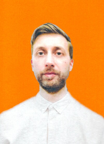 82J6 - © Oddity Radio